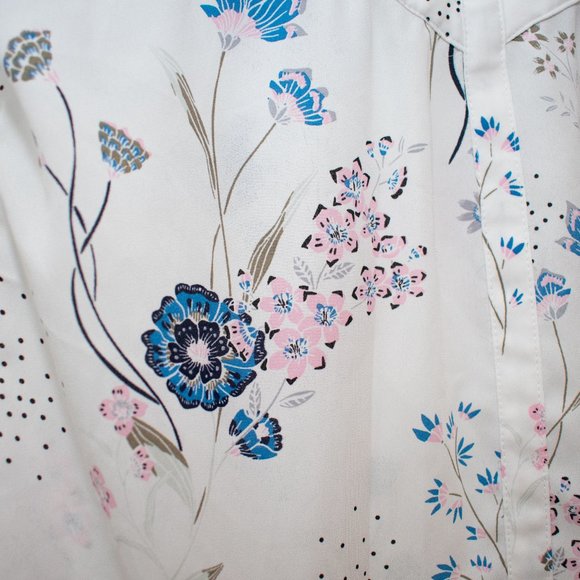 Candie's Sleeveless Floral Print White Blouse Size Small - Picture 3 of 6